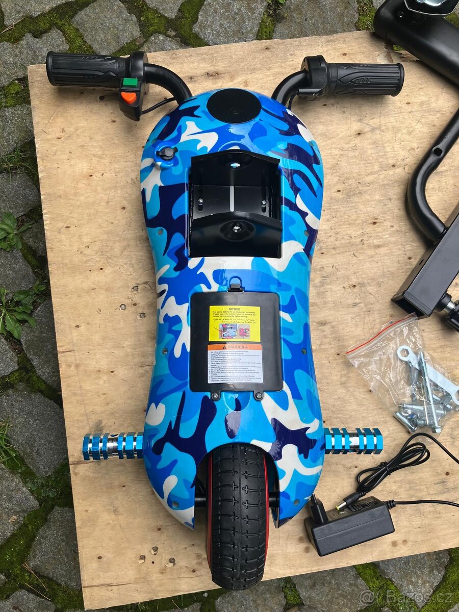 Driftovací tříkolka elektrická - 3