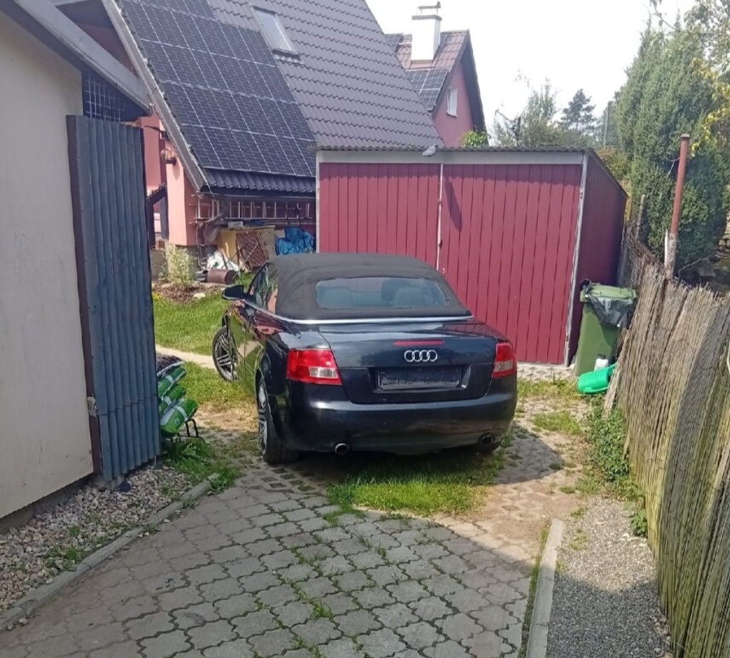 Audi A4 H8 - 3