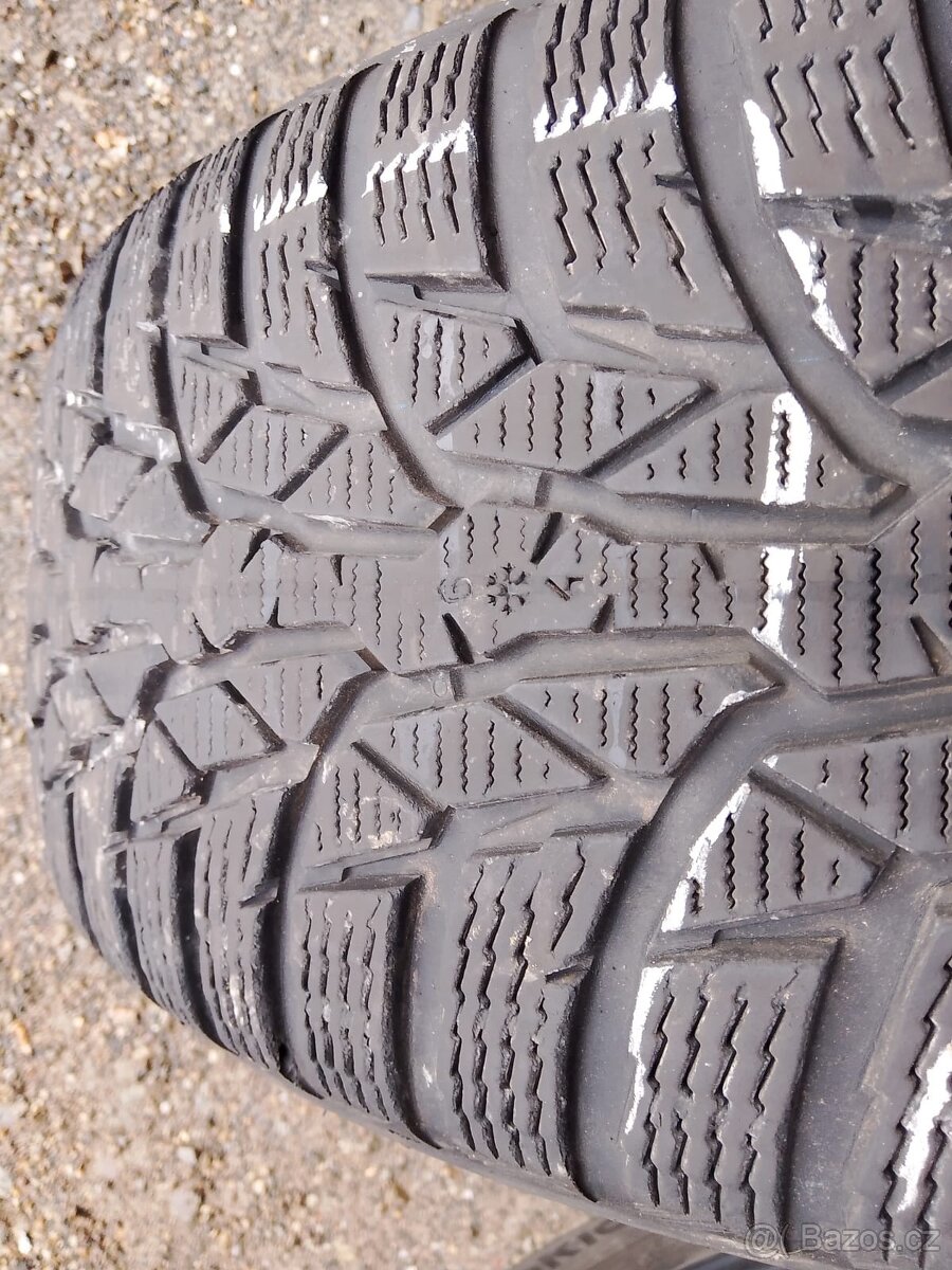 215/60/16 215/65/16 215/45/18 275/40/18 245/45/19 kusovka - 3