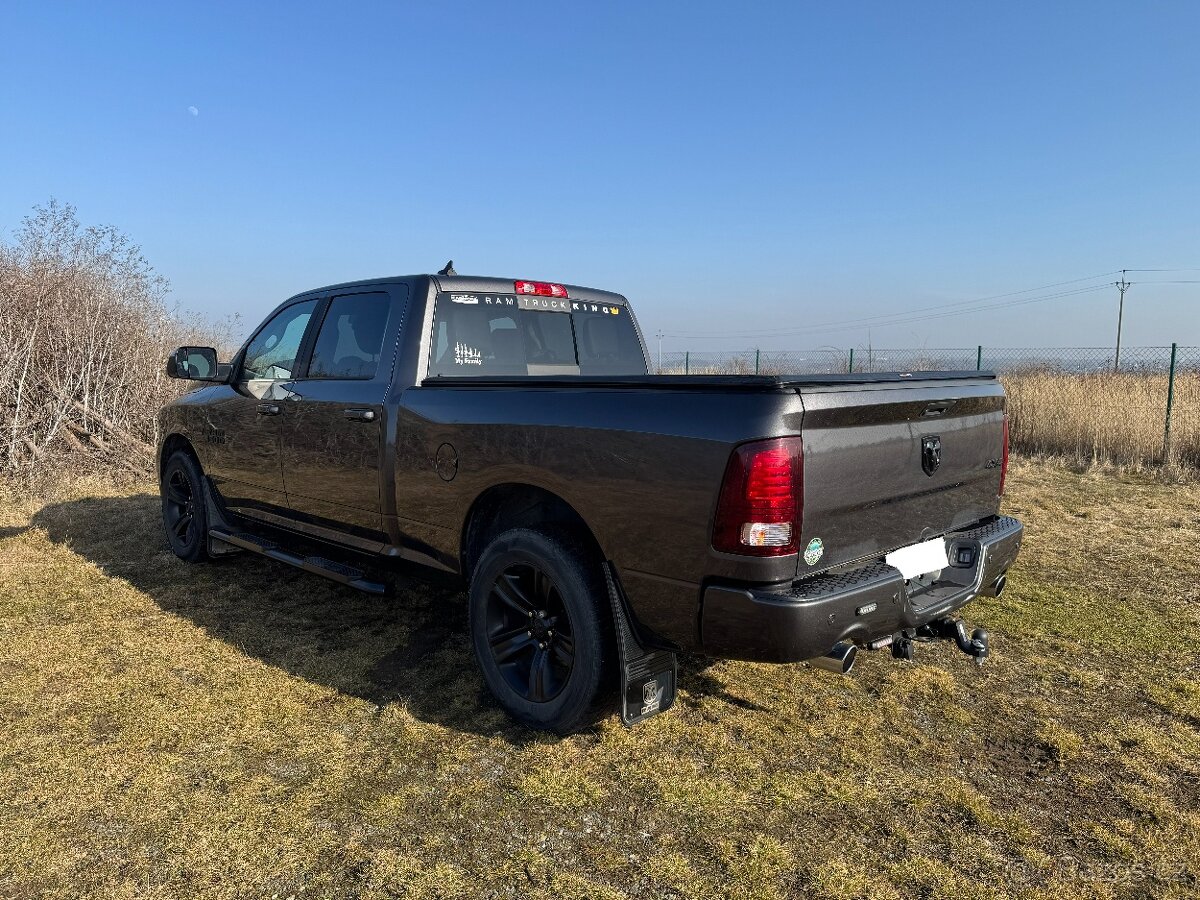 Dodge Ram, 1500 Night Edition bez nehody - 3