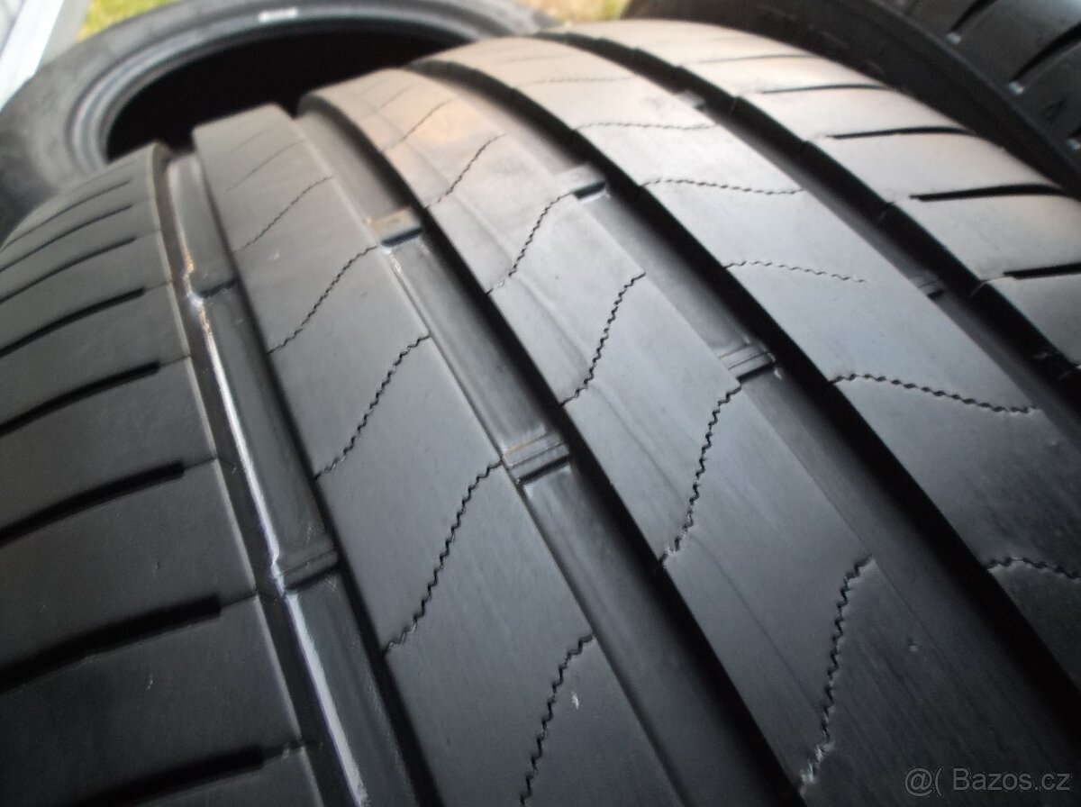 255/45/20 105W BRIDGESTONE EL 4KS LTNÍ - 3