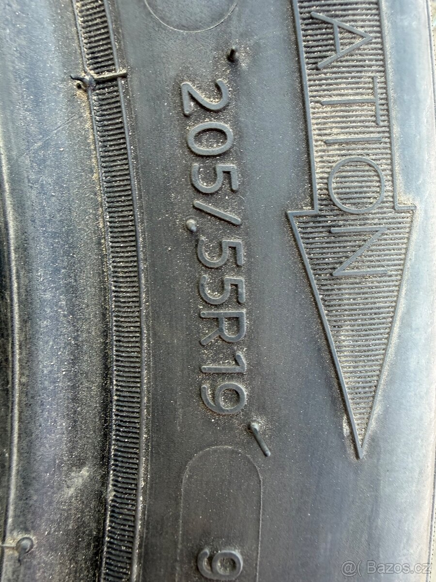 Michelin alpin5 205/55 R19 - 3