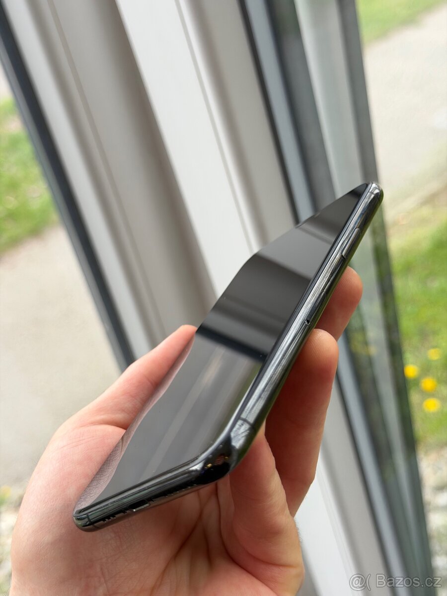 Apple iPhone 11 Pro - 256GB - 100 - 3