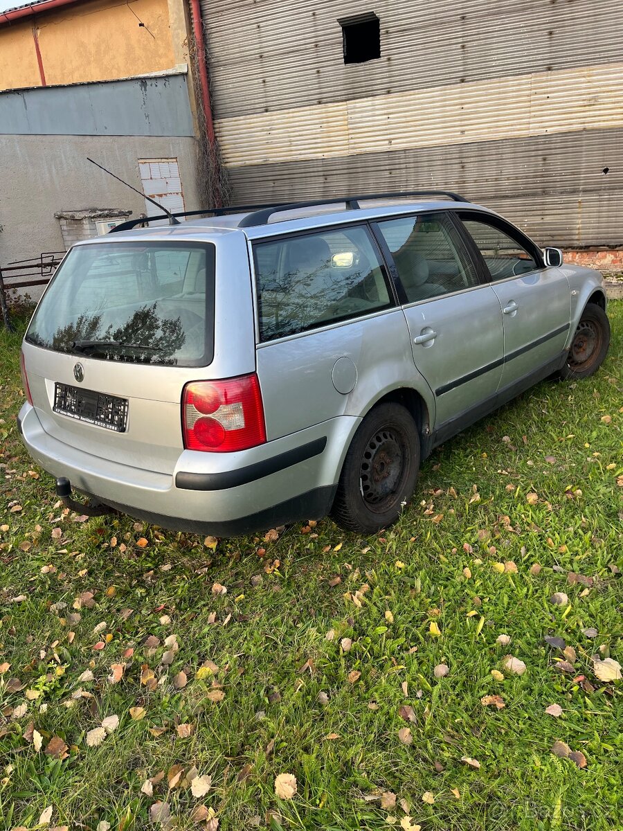 Volkswagen Passat 1.9TDi,96Kw,Xenon,Klima - 3