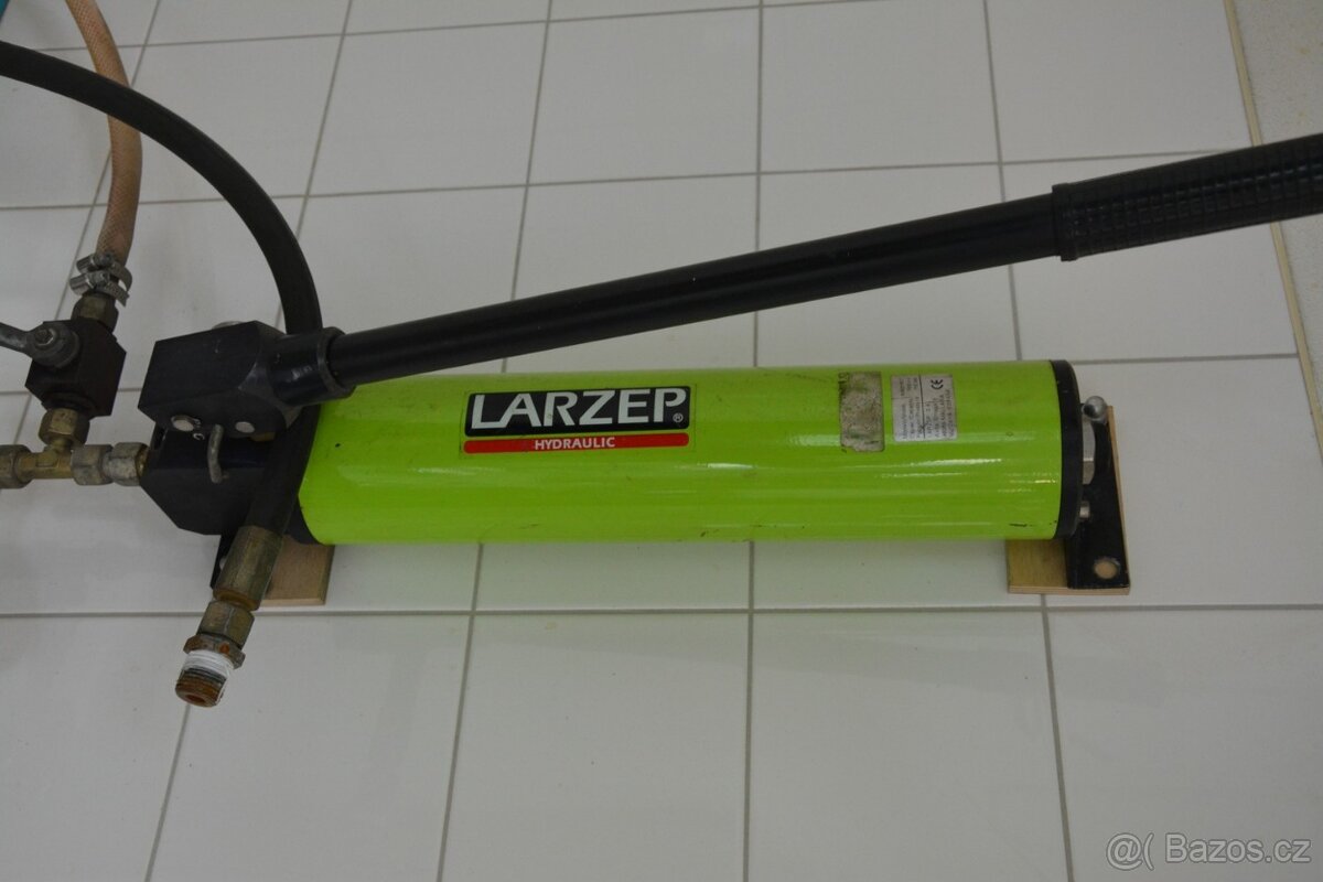 Tlaková pumpa - Ruční hydraulické čerpadlo LARZEP - 3