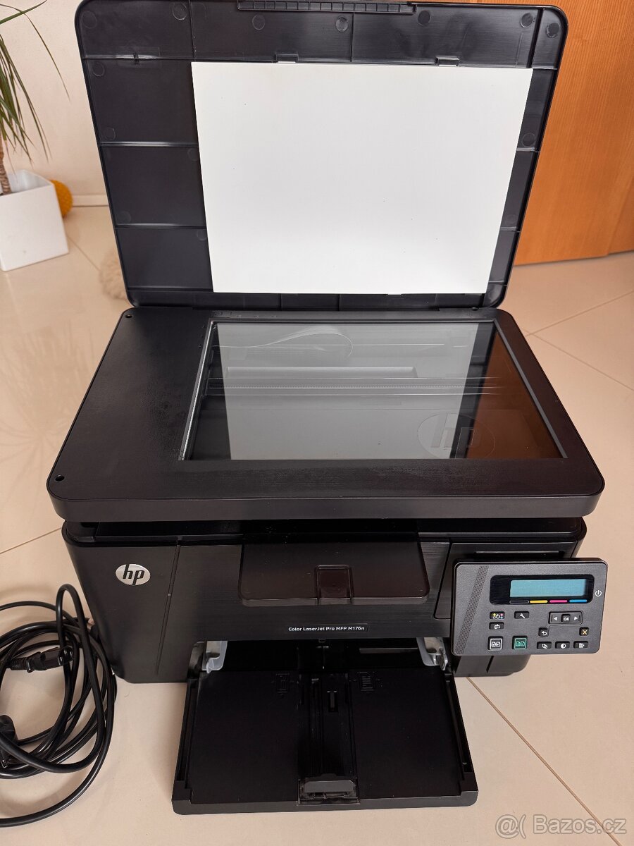 Multifunkční tiskárna HP Color LaserJet Pro MFP M176n - 3