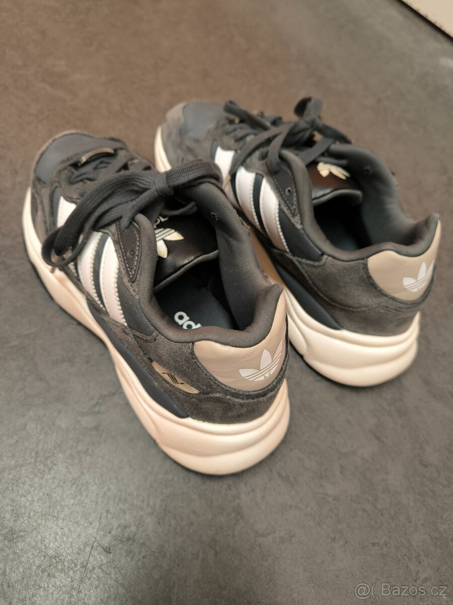 Tenisky Adidas Retropy F90, vel. 42,5 - 3