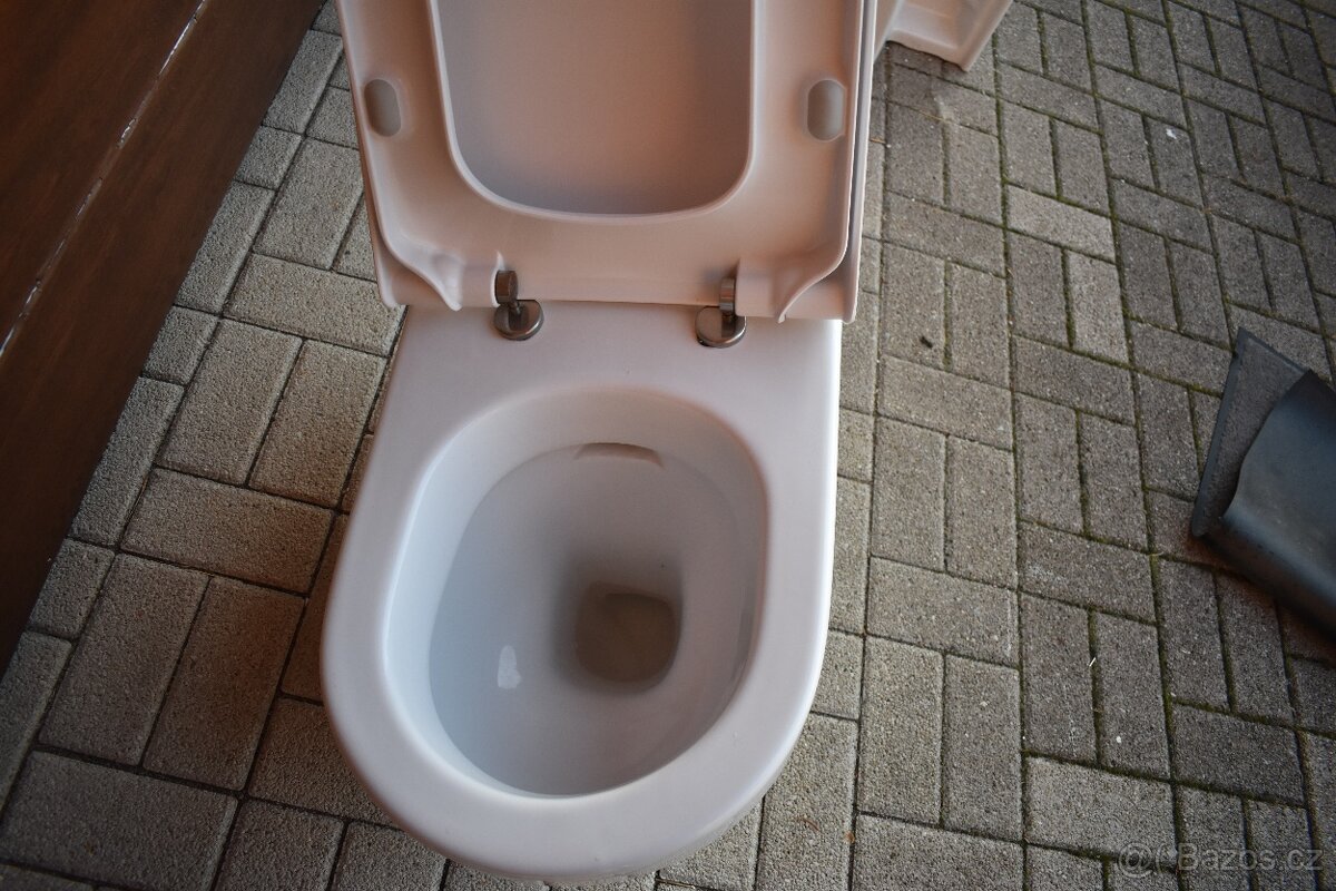 umyvadlo+závěsná toaleta VILLEROY-BOCH - 3