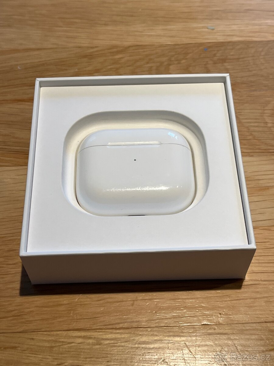 AirPods 3 generace - 3