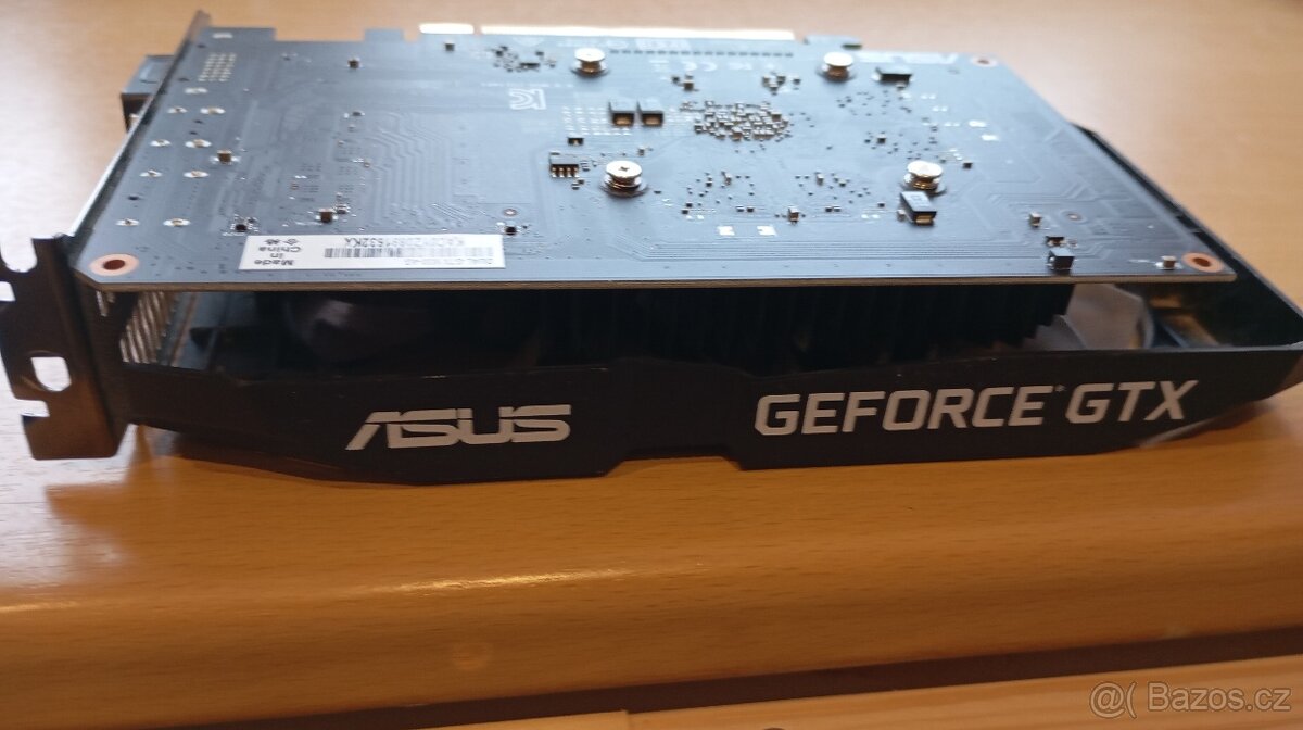 prodám grafickou kartu GeForce GTX 1650 - 3