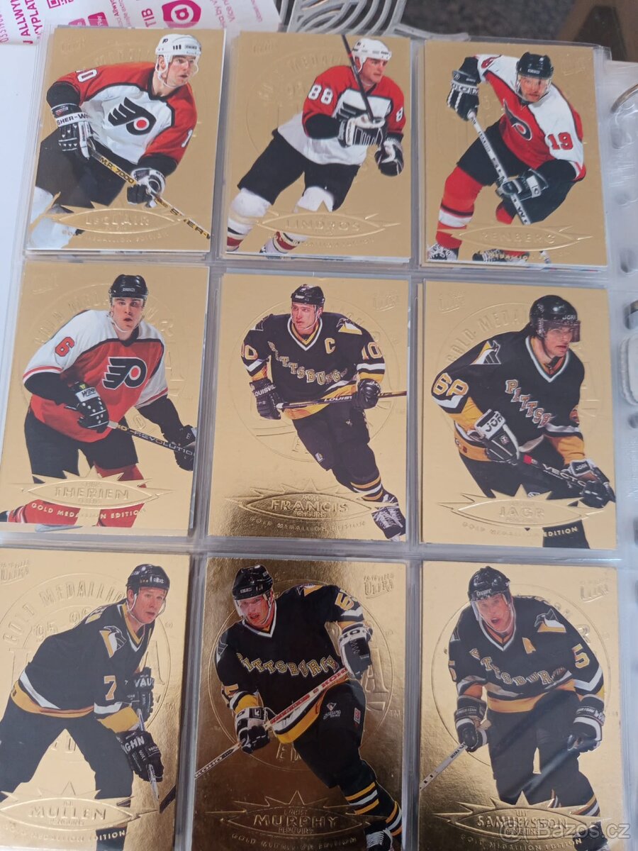 Hokejové kartičky - 3