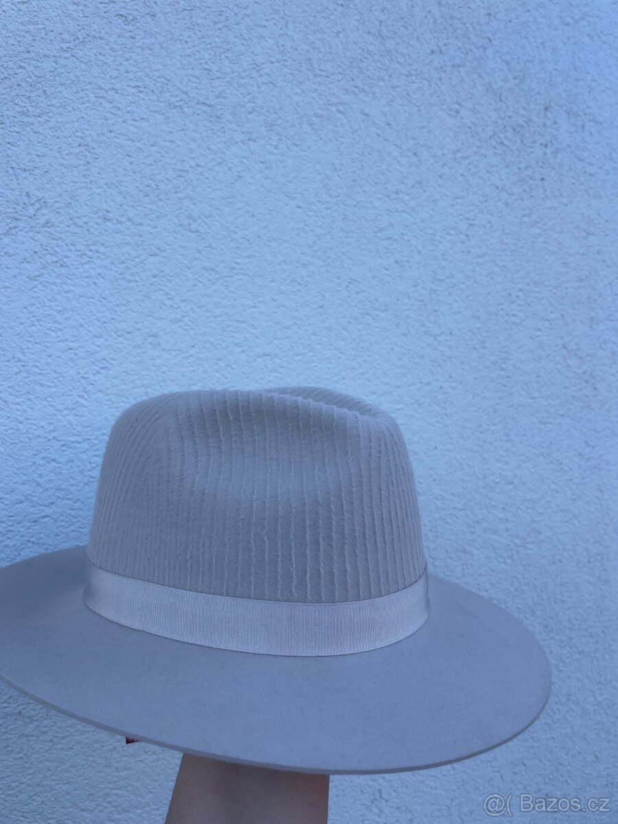 Klobouk Tonak - 3