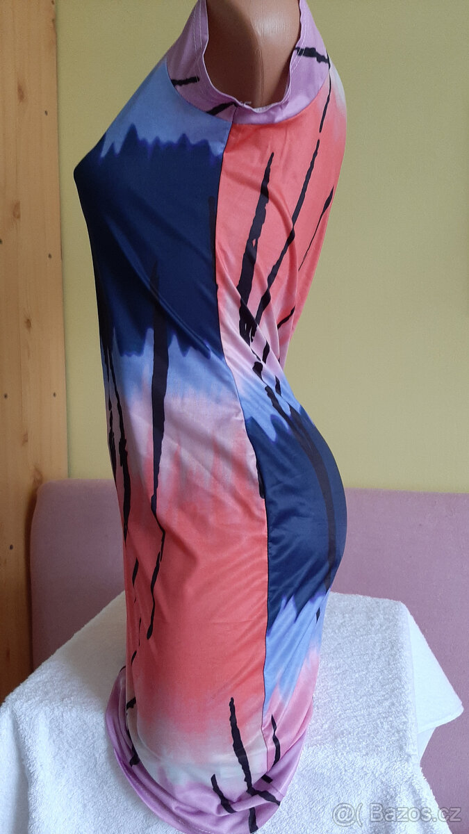 Nové slušivé šaty vel. M - 3