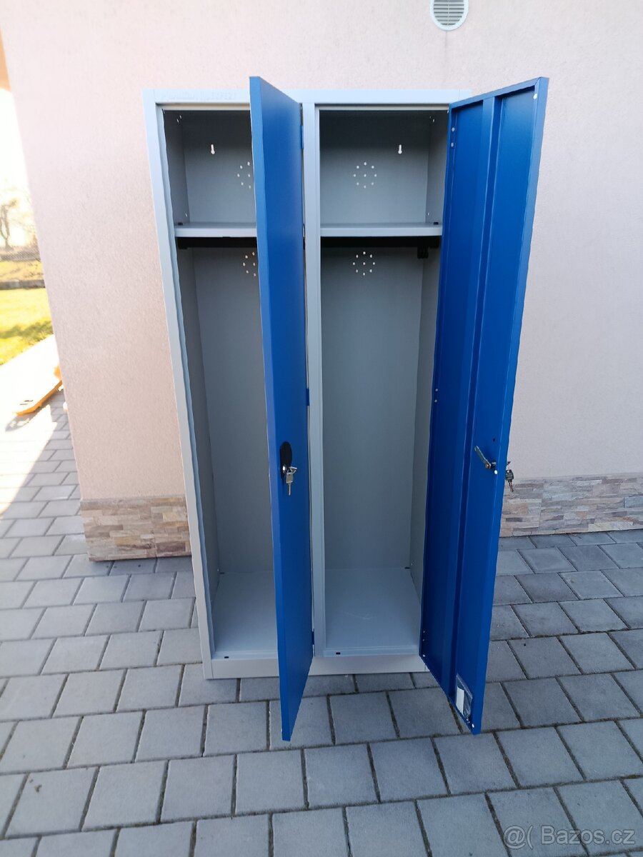 Plechová skříň - 3