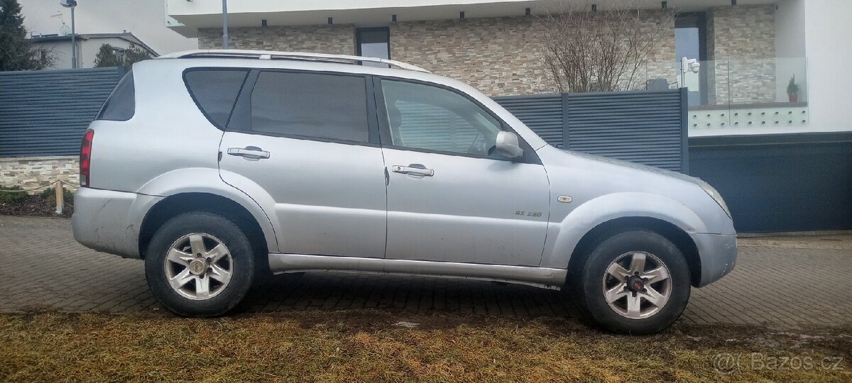 Sangyoung rexton benzin 2.3 - 3