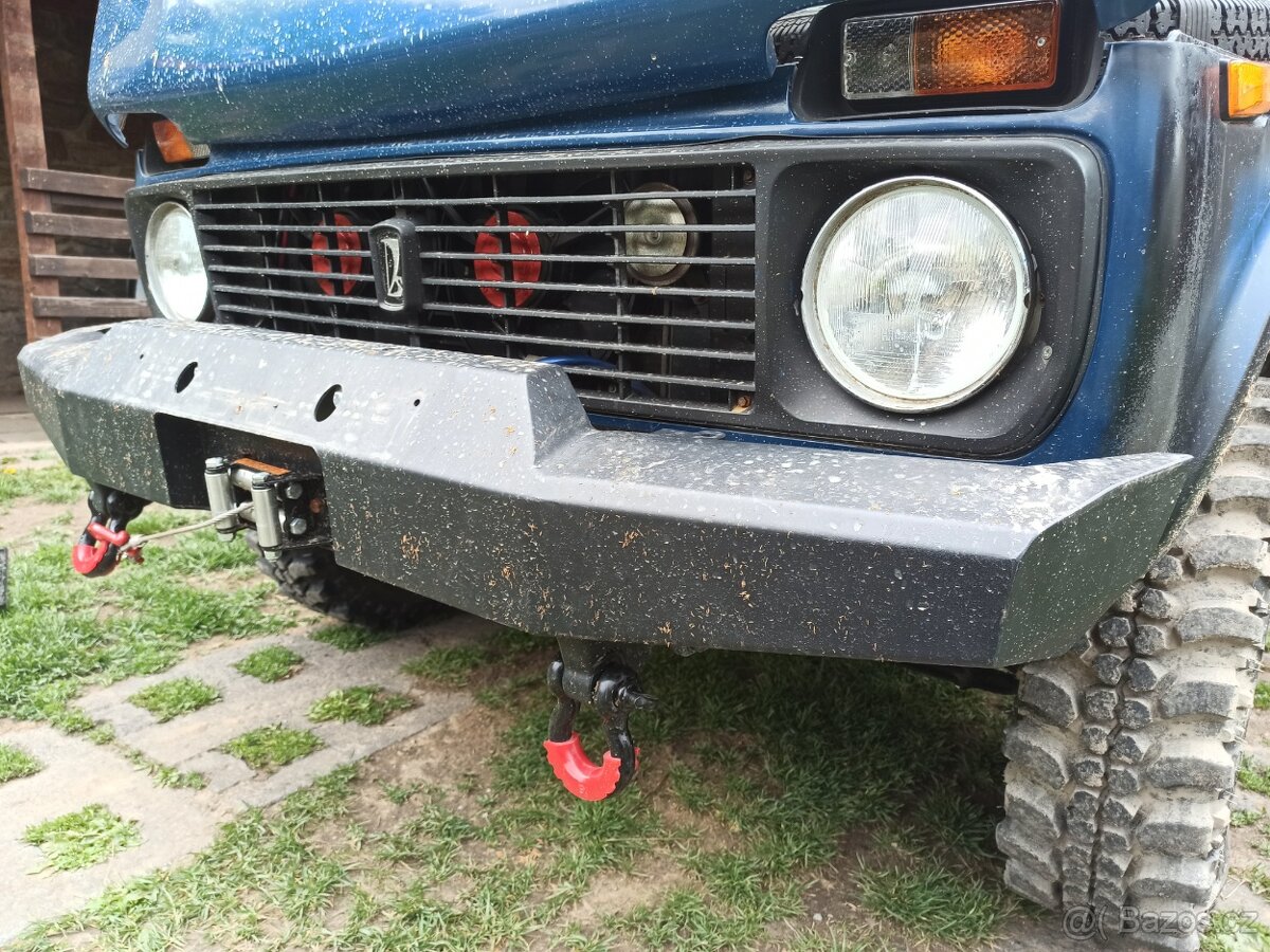 Pevnostní nárazník PRO verze + naviják MSW 3500 lbs na Lada