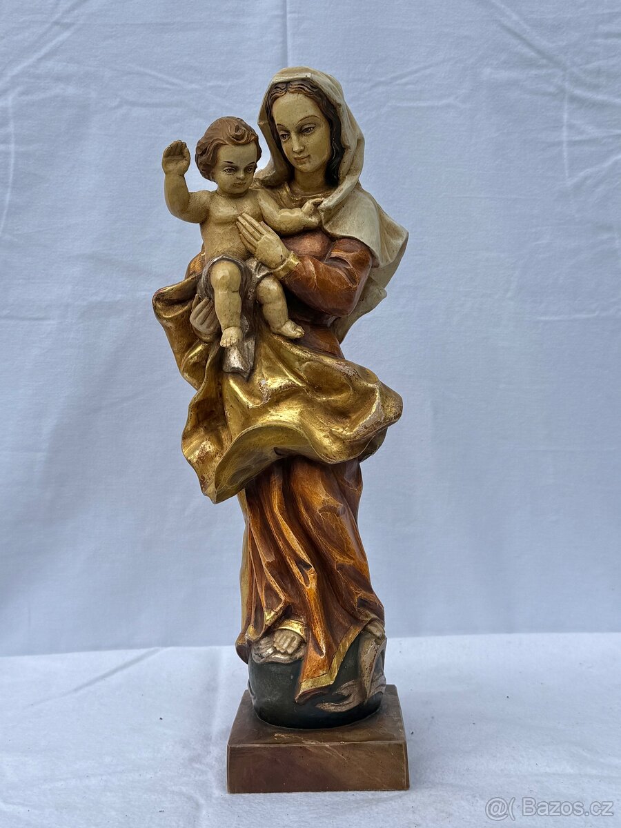 Dřevěná socha Panna Marie s Ježíškem polychromie - 3