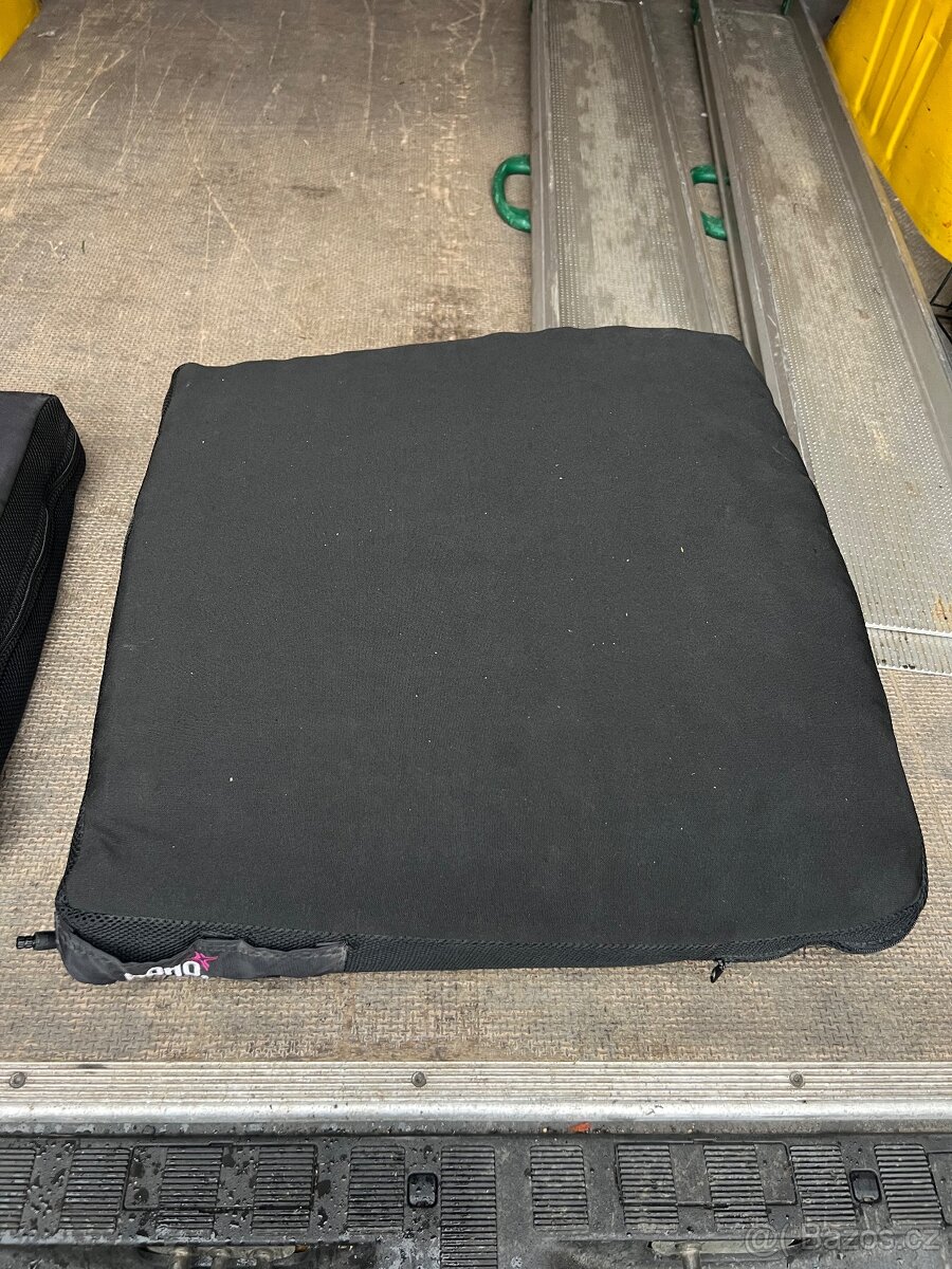 ROHO dekubitní podsedák - 3