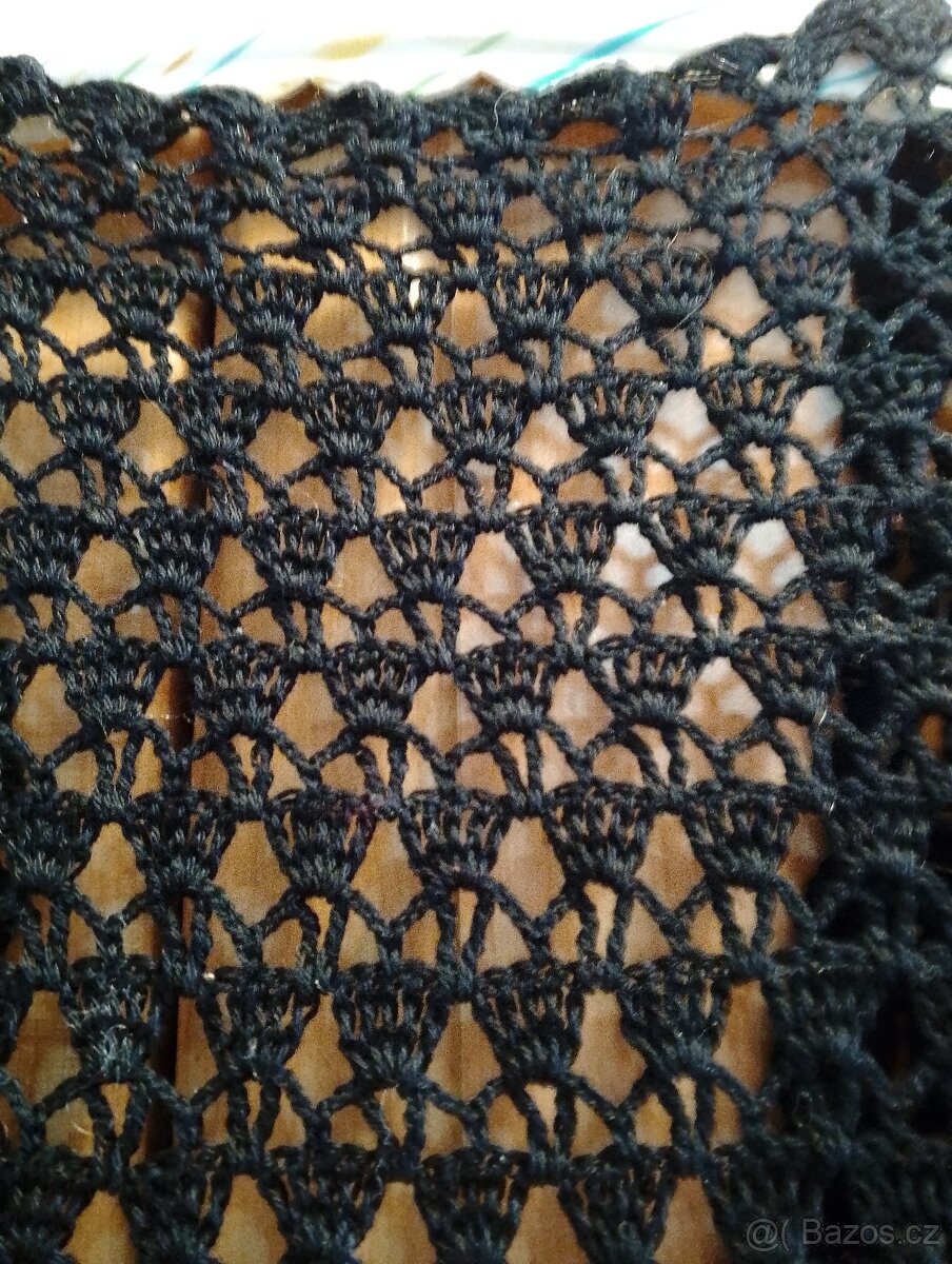 Ručně háčkovaná vesta - 3