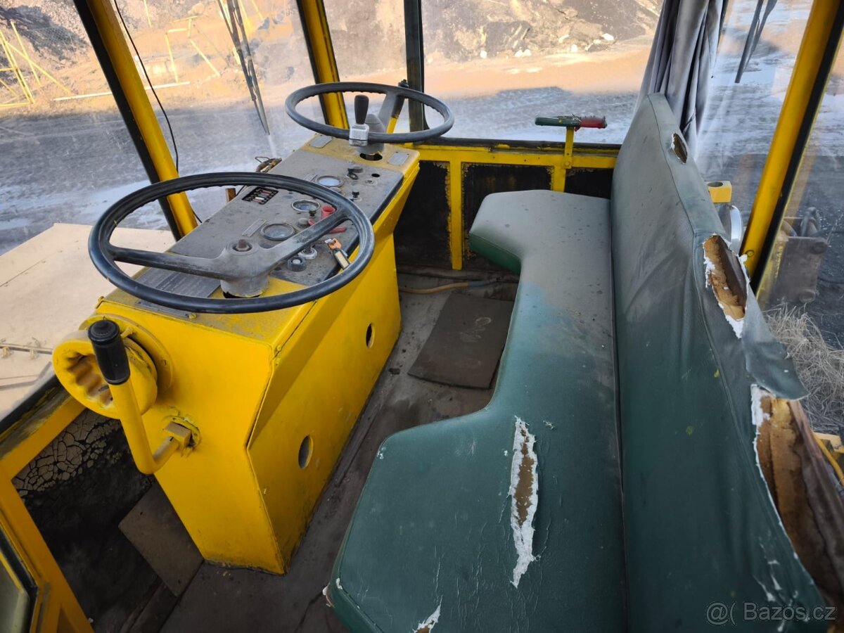 Válec STAVOSTROJ VSH 150 - 3