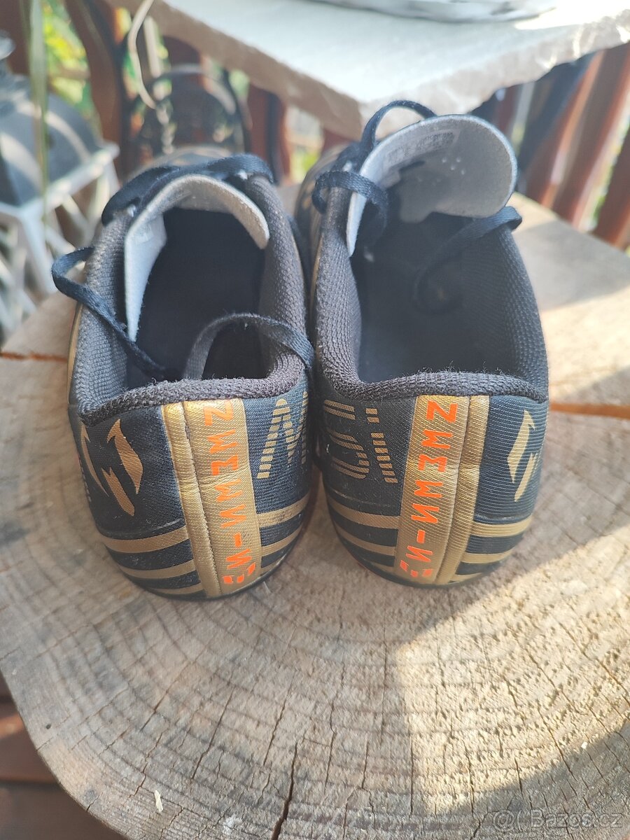 Kopačky Messi Nemesis vel 40 - 3