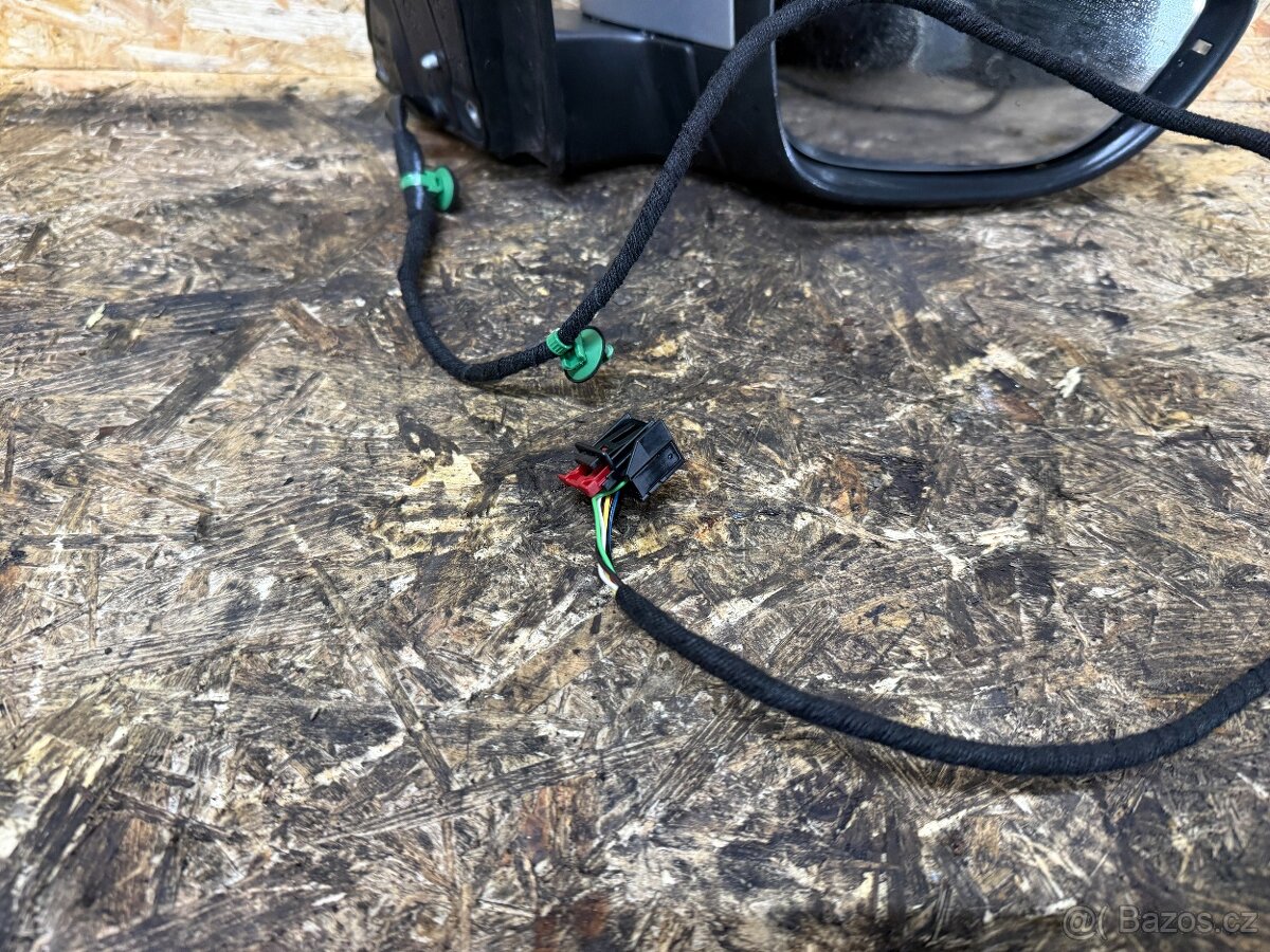 PRAVÉ ZPĚTNÉ ZRCÁTKO VW PASSAT B7 LA7W 7 PIN - 3