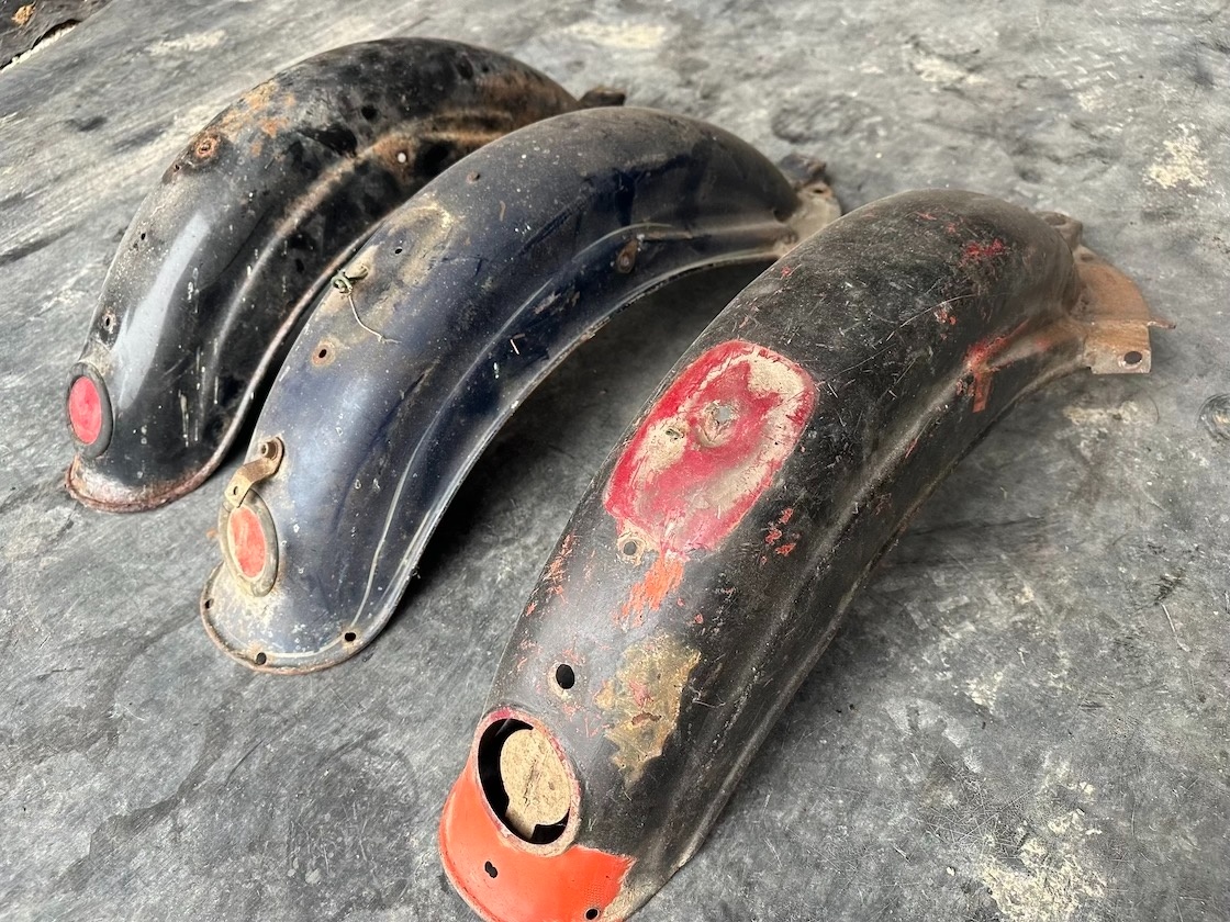 Predám zadní blatník JAWA ČZ 125 175 250 - 3