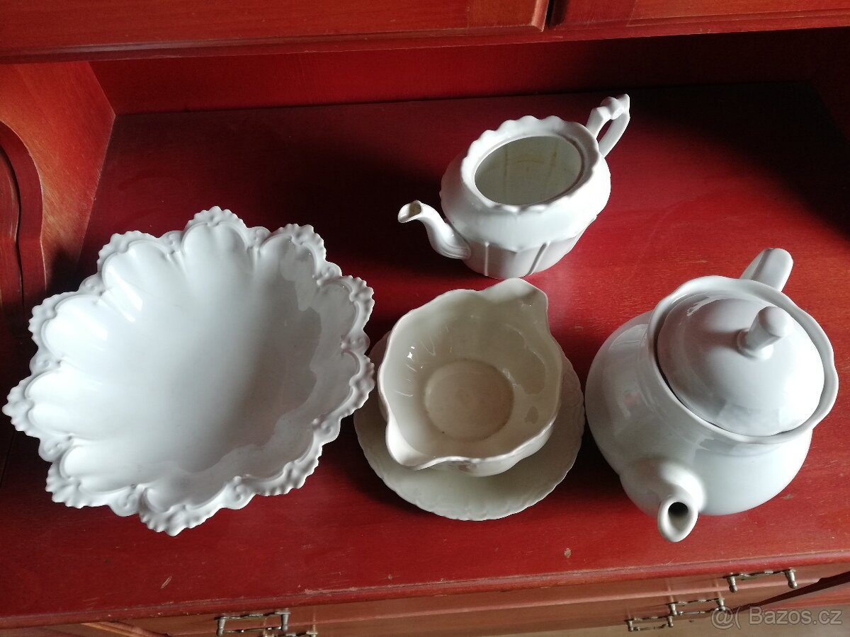 Porcelán čajová konvice, miska, talíř - 3