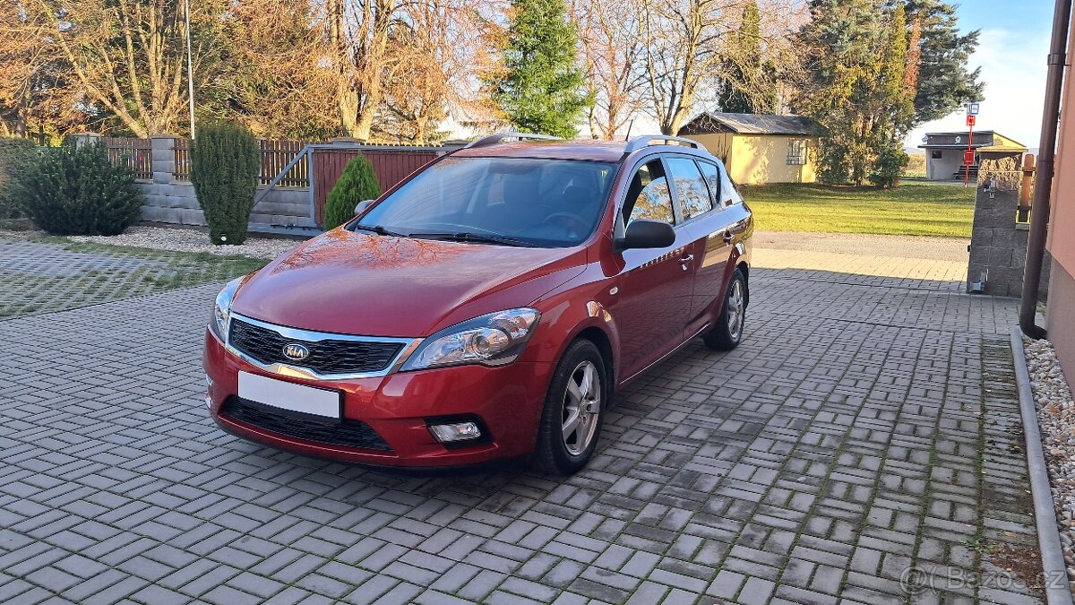 Kia Cee´d, Kombi 1.6i / 92KW - 3