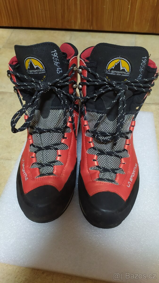 Turistické boty,voděodolné č.43 - 3