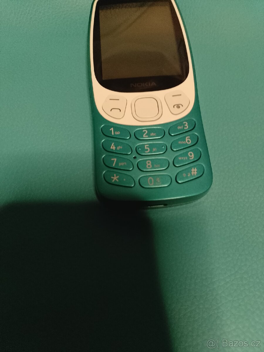 Prodám tlačítkový mobil Nokia q - 3