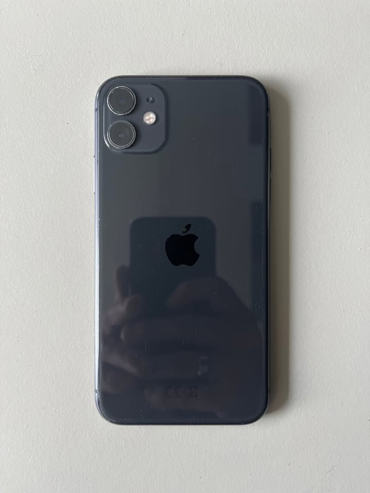 Apple iPhone 11 64 GB – černý - 3