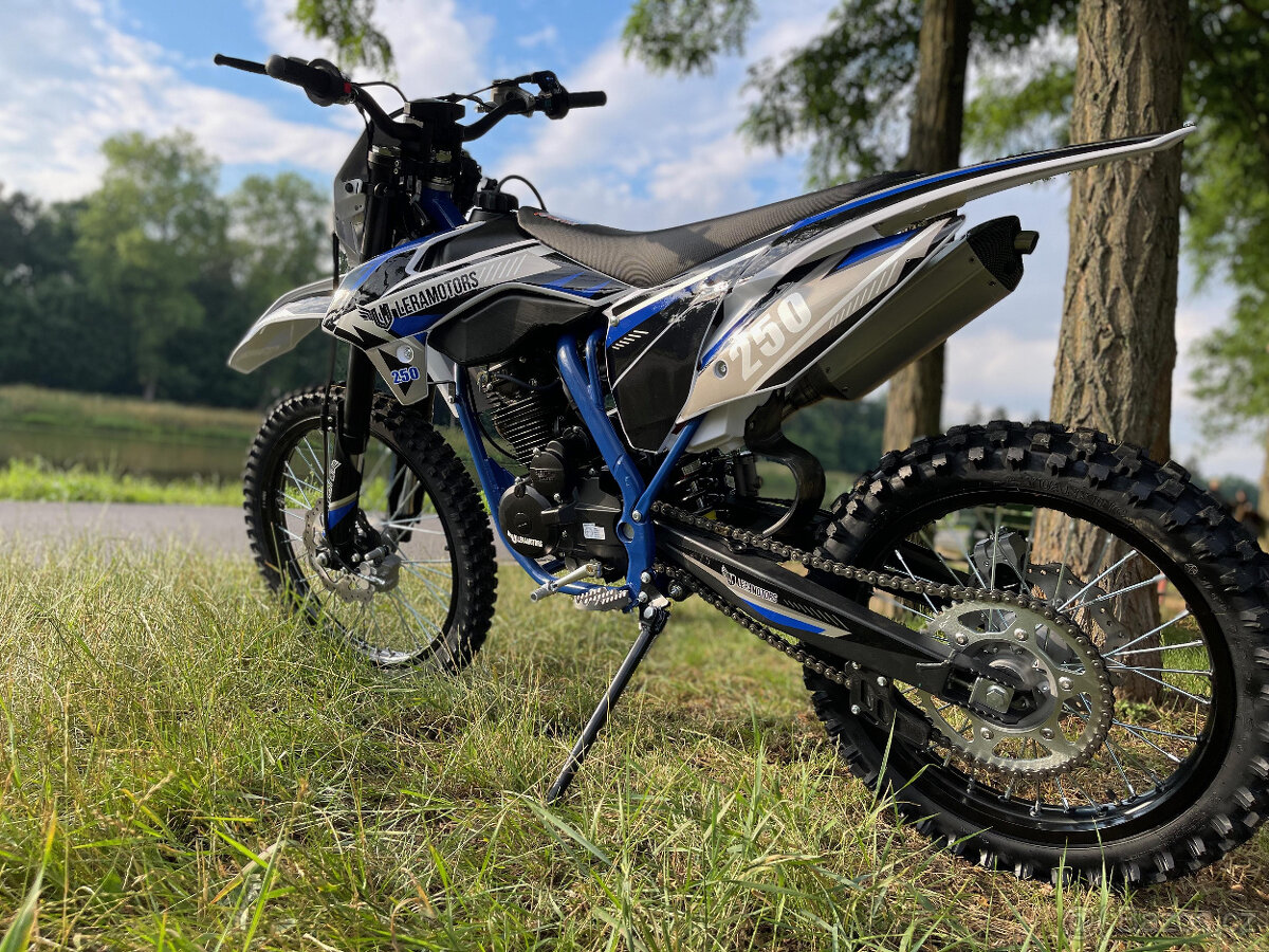 Pitbike Leramotors Killer 250ccm, kola 21/18, modra