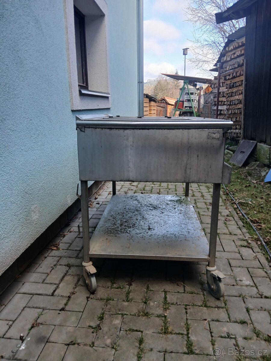 Nerezový Stůl na ohřev várnic - 3