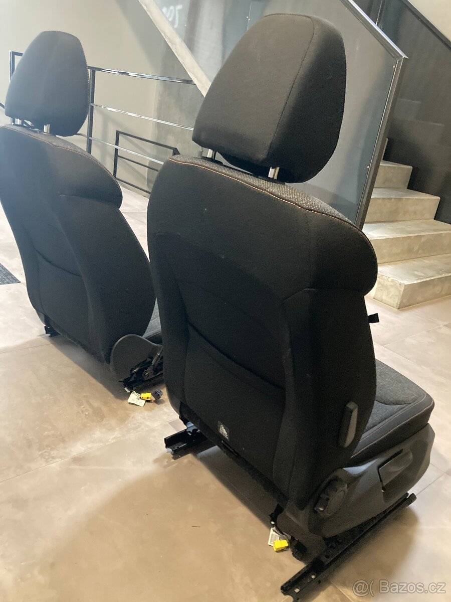 Škoda 21-23 Kamiq Scala sedačky - 3