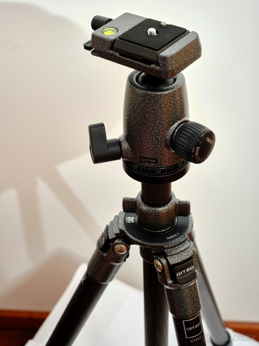 Stativ Gitzo GT2531 s hlavou G1278M - 3