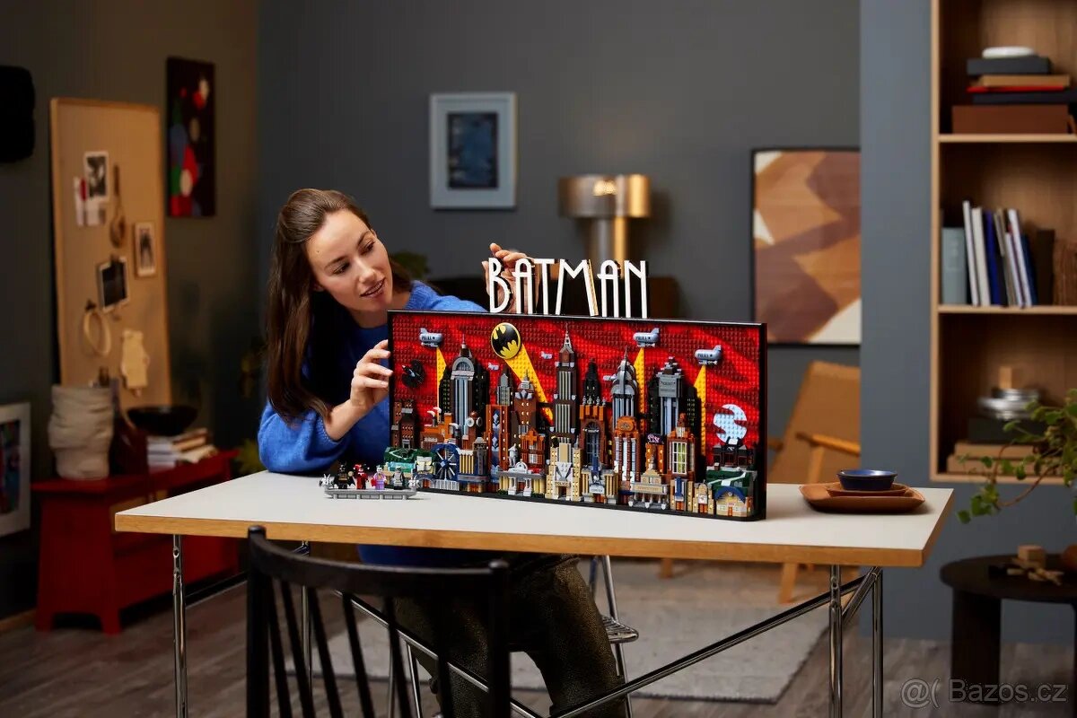 LEGO 76271 DC Batman: The Animated Series Gotham City - 3