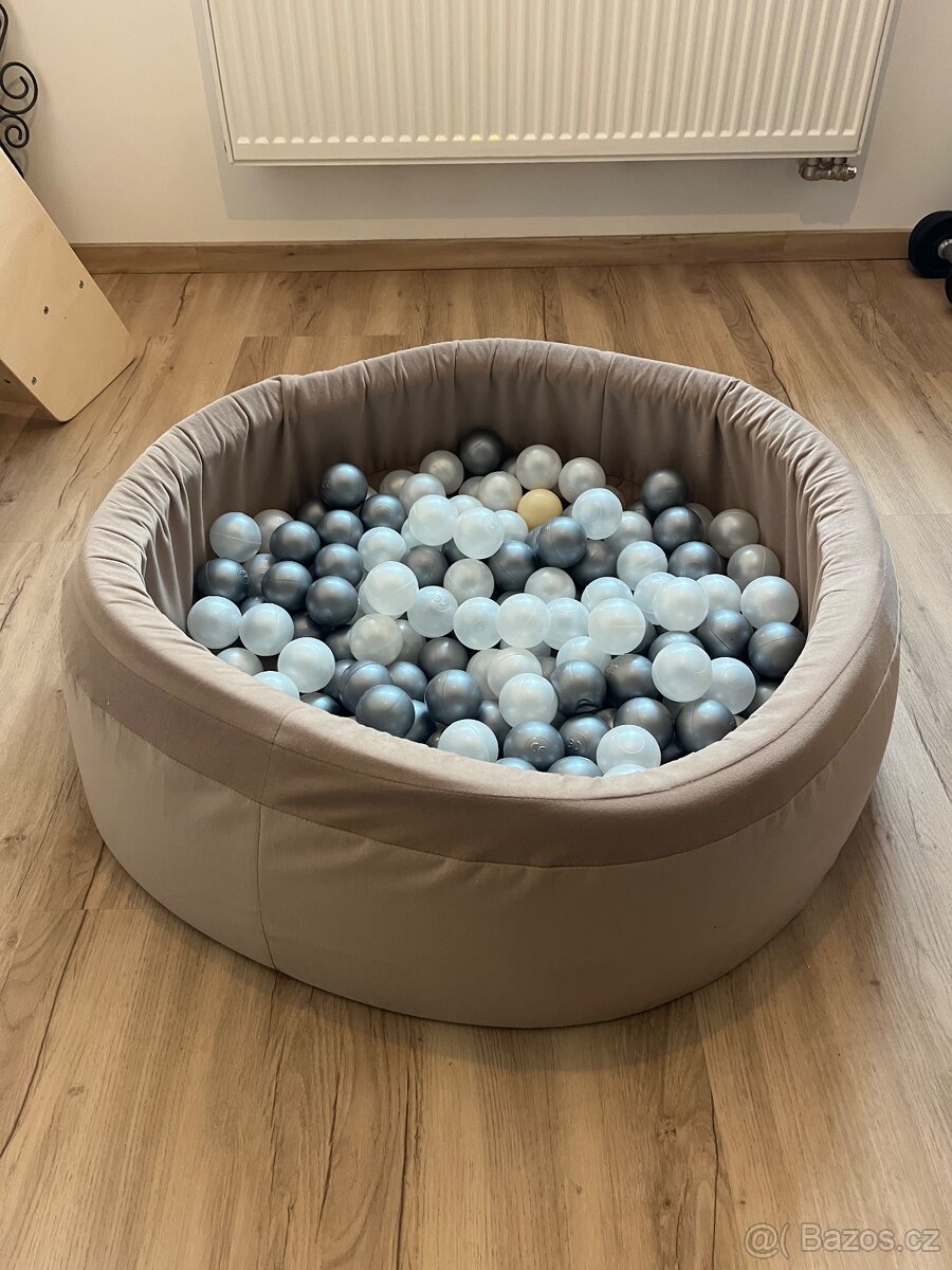 klouzačka + bazének s kuličkami - 3