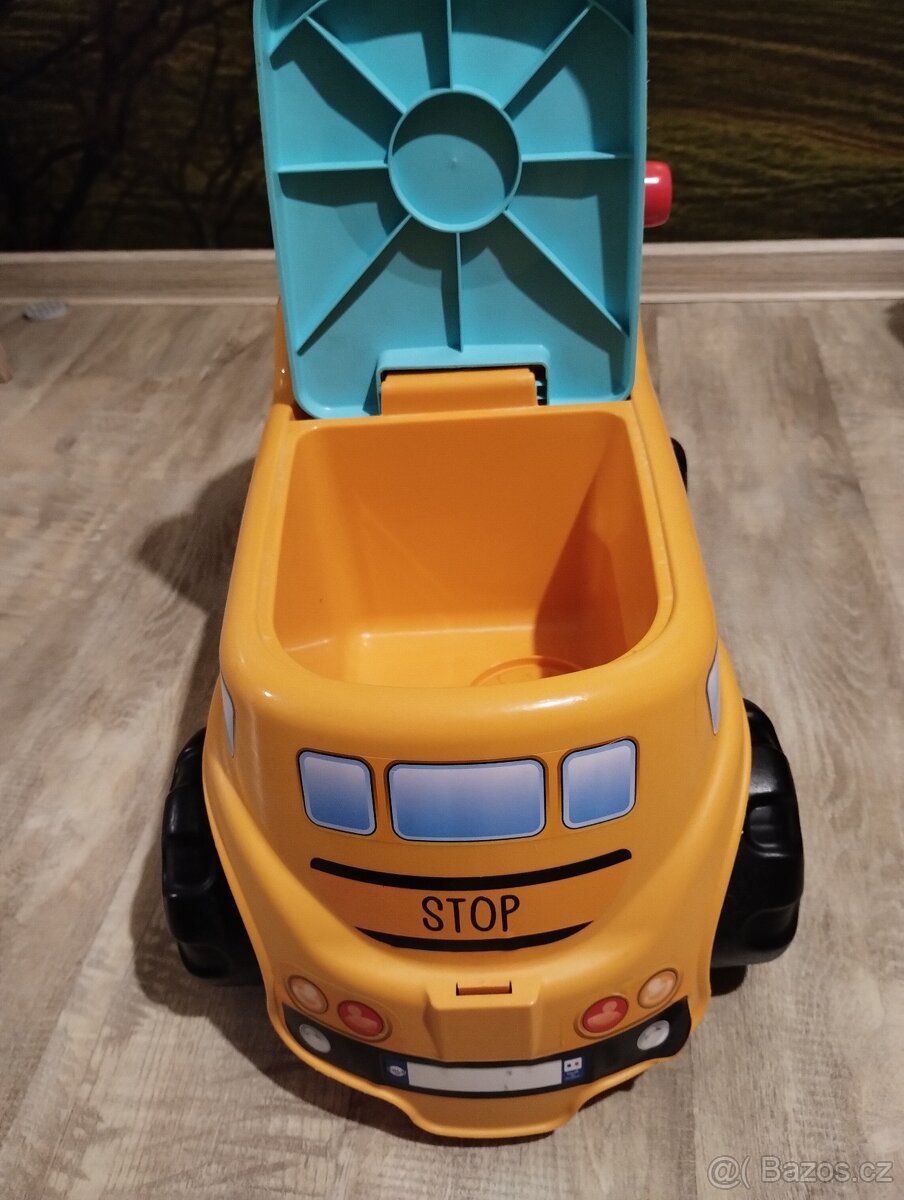 Bytelné odrážedlo autobus - 3