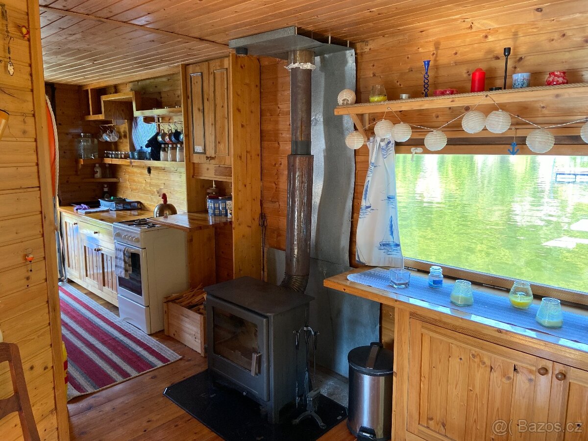 Pronájem HAUSBOTU na Slapské přehradě - 3