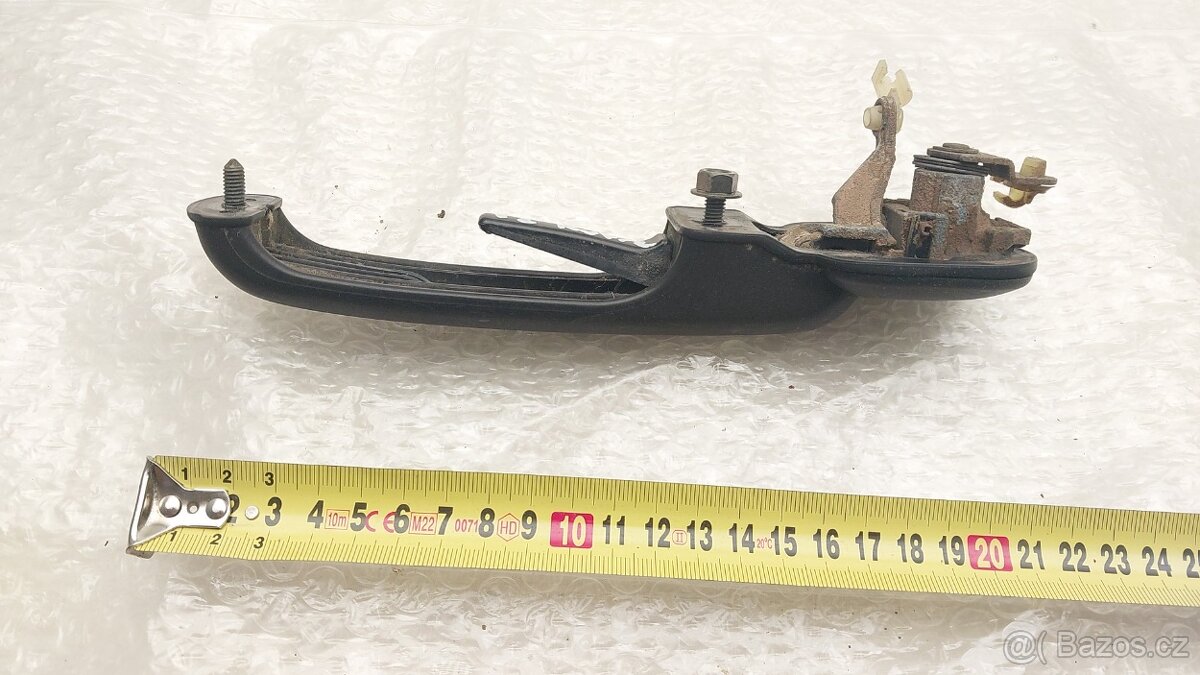 NISSAN TERRANO 2 – Klika dveří kufru - 3