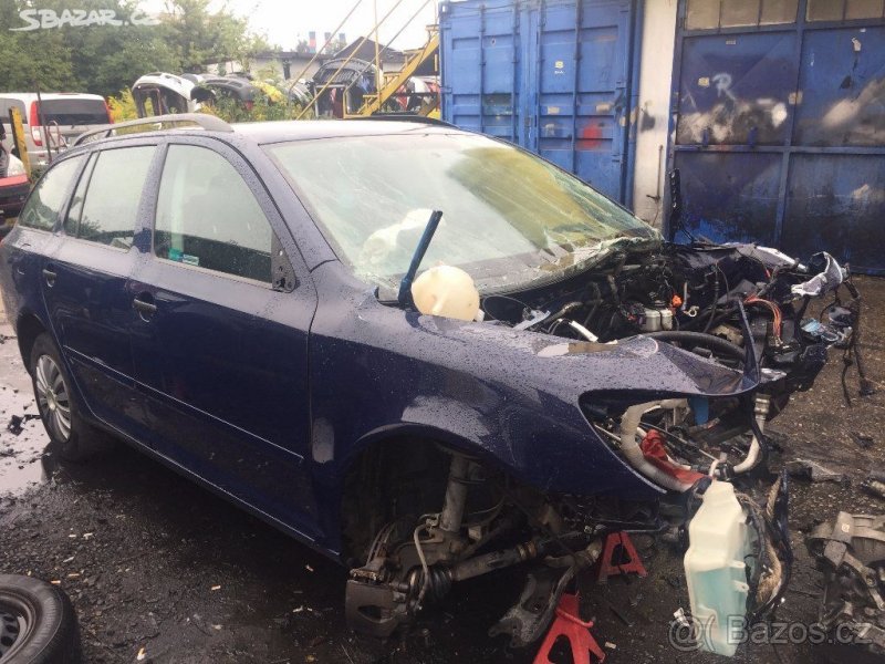 Škoda Octavia II combi 1.6 tdi face, koup v ČR - 3