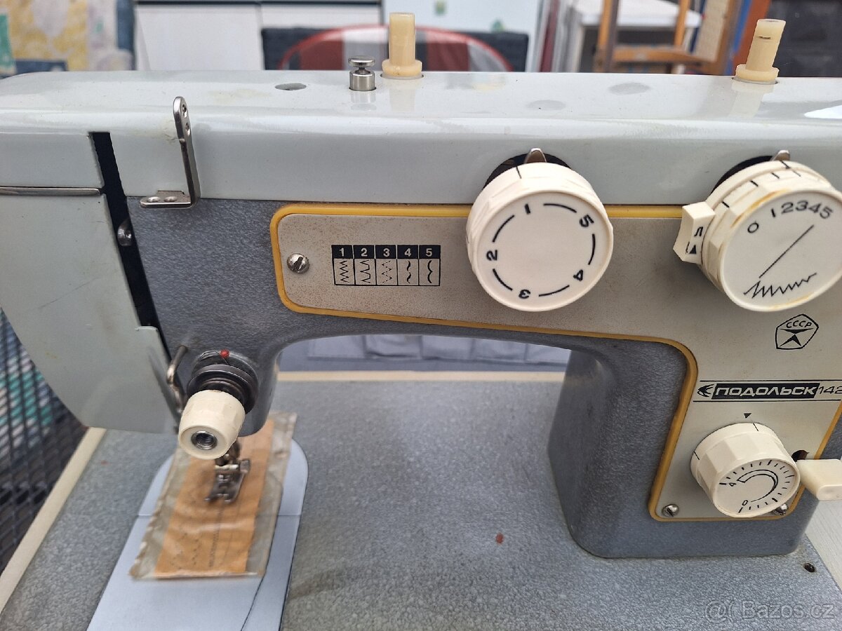 Šicí stroj - 3