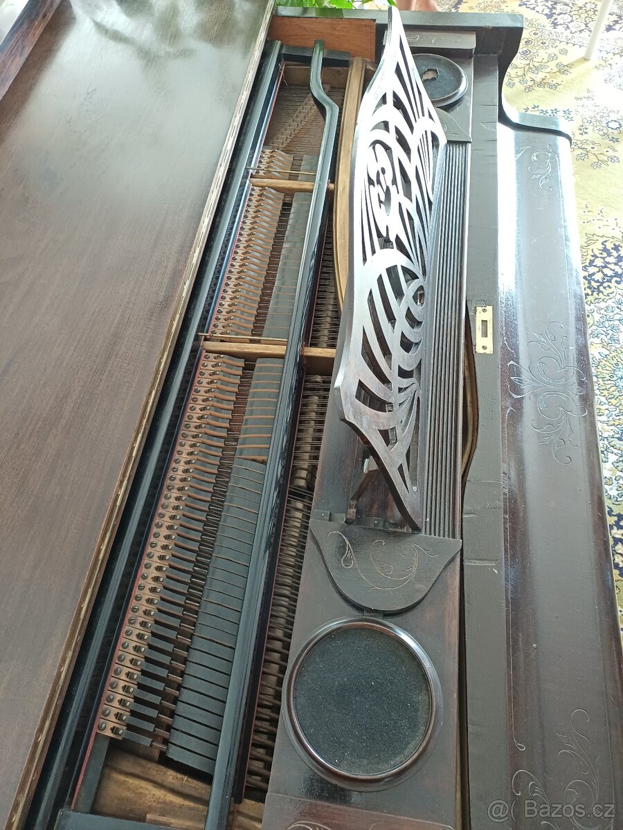 Piano ANT PETROF - 3