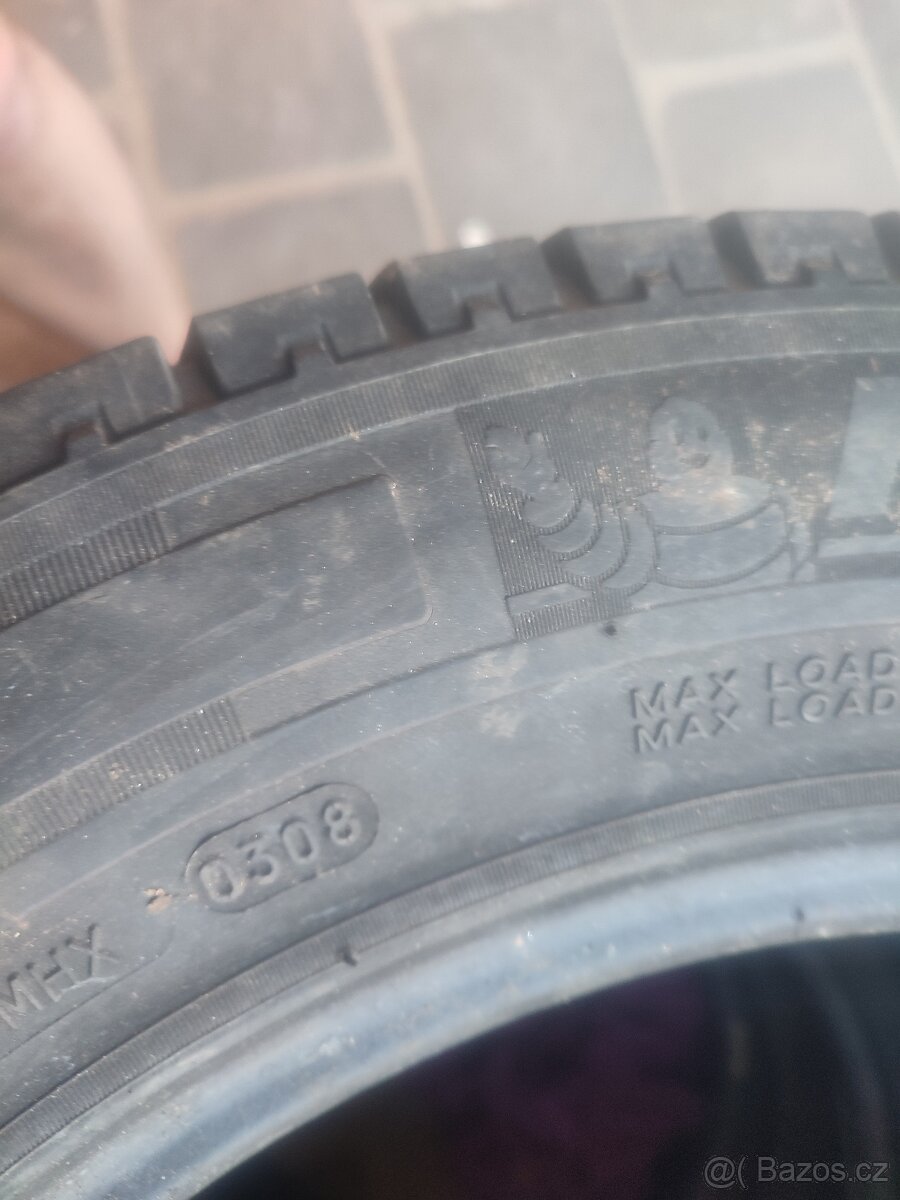 Pneu 195/65 R16C - 3