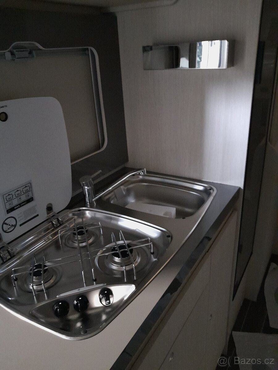 Karavan Nobel Art - 3