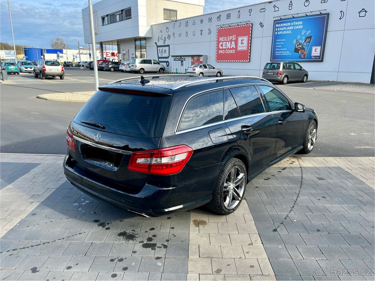 Mercedes Benz W212 AMG PAKET - 3