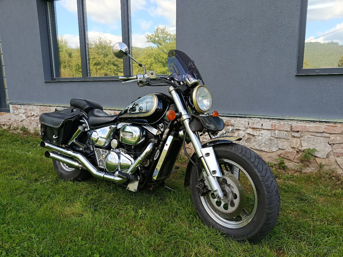 Suzuki VZ 800 Marauder - 3