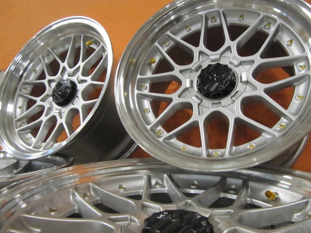 Alu Haxer R18 dvojrozměr - 3