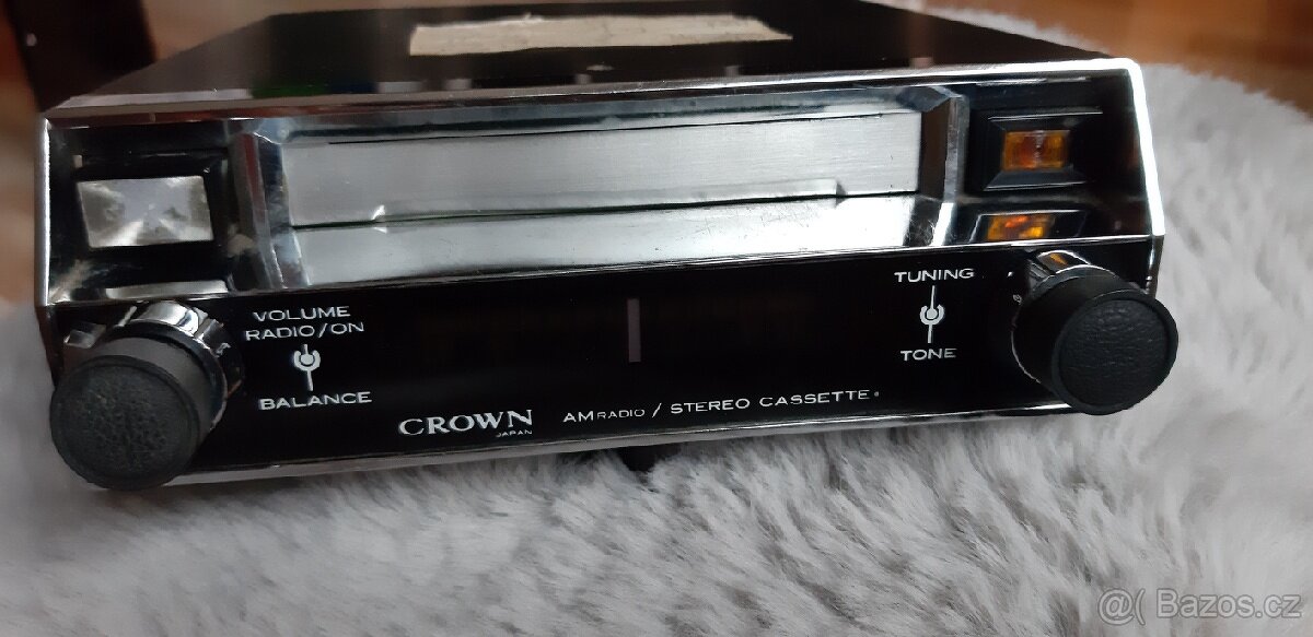 Japonské autoradio do veterána zn. CROWN - 3